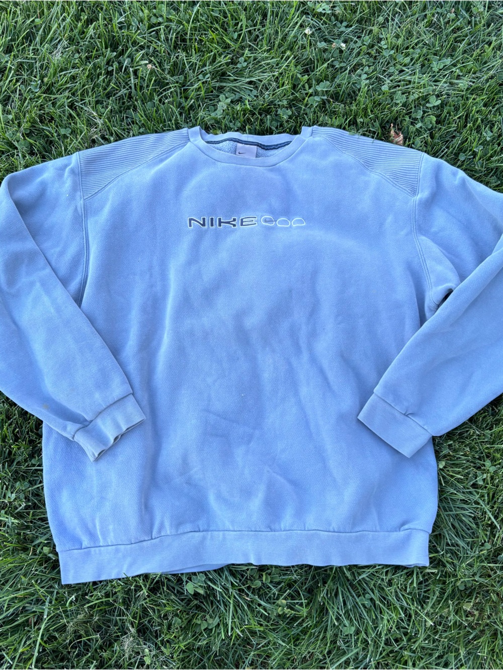 Nike Men’s Light Blue Crewneck Sweatshirt